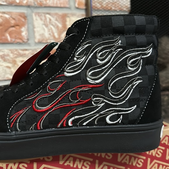 Vans Comfy Cush Ignition black black embroidered flames - Picture 3 of 9